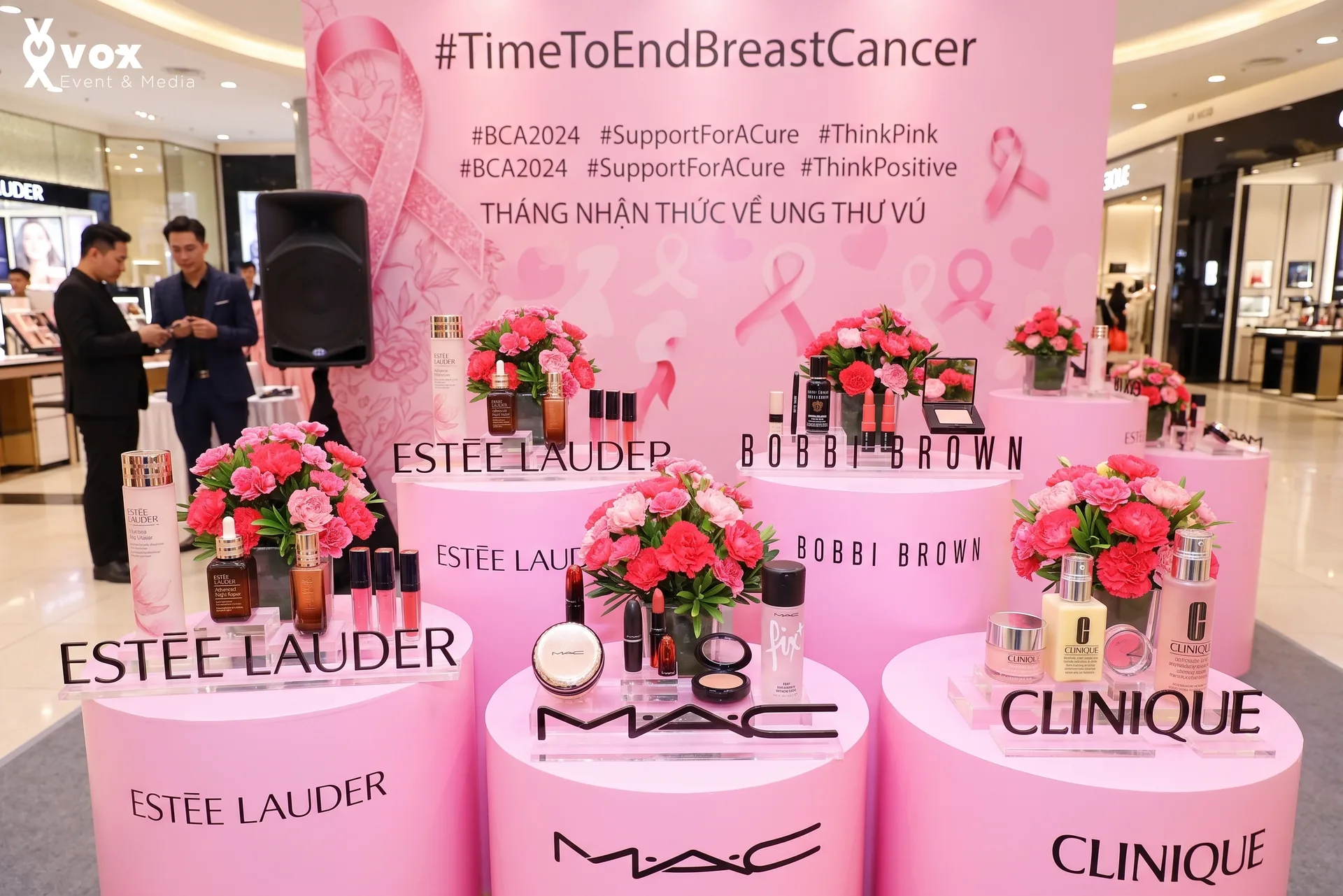 Estee Lauder Pink Month — túi vải và vật phẩm campaign nhận thức